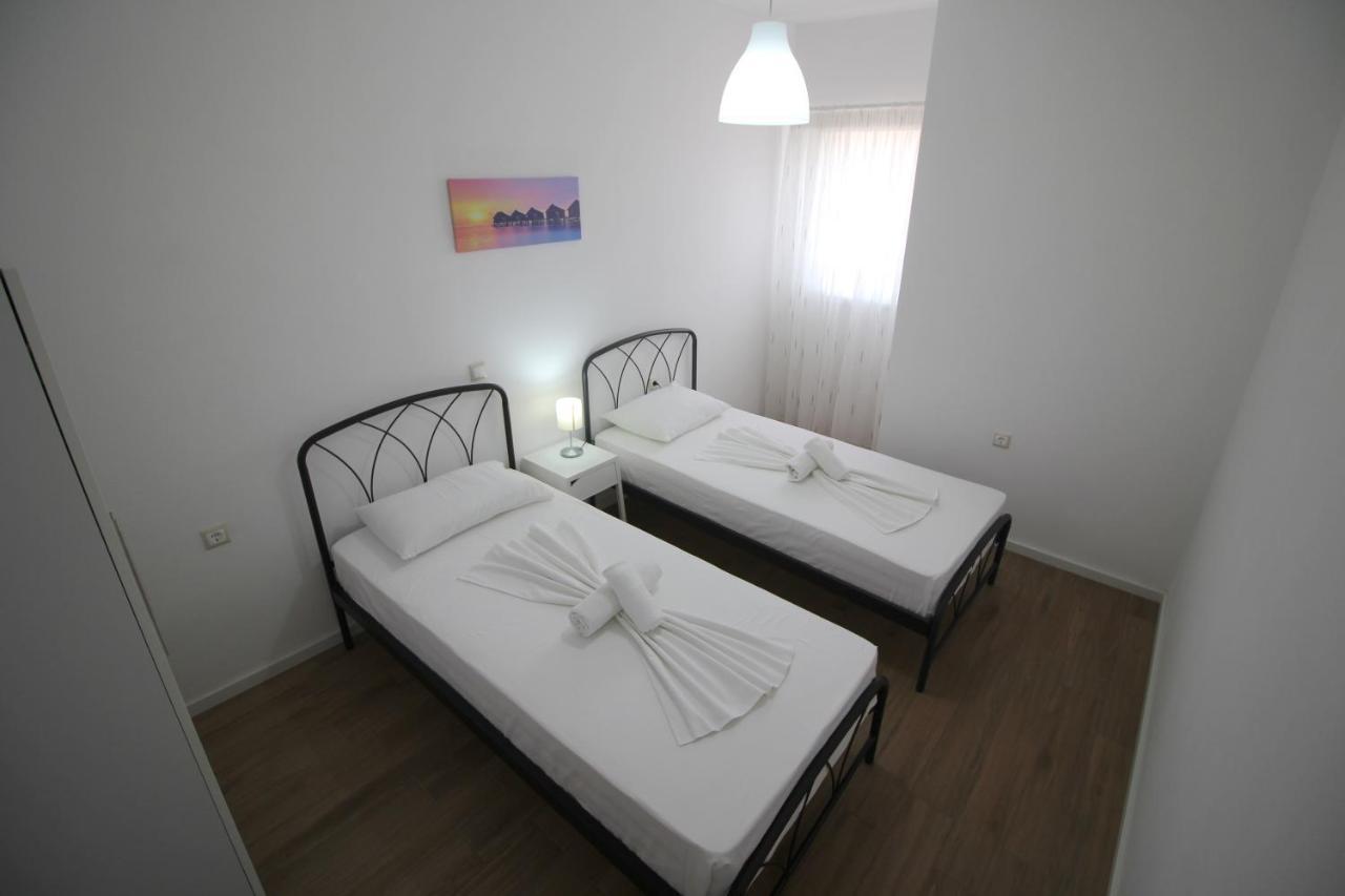 Nefeli Apartments Sarandë Eksteriør bilde