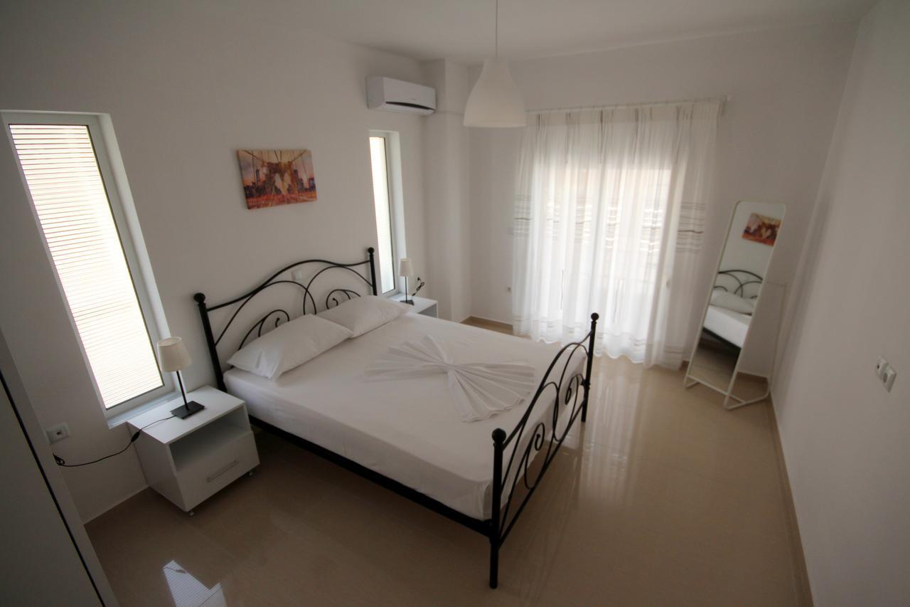Nefeli Apartments Sarandë Eksteriør bilde